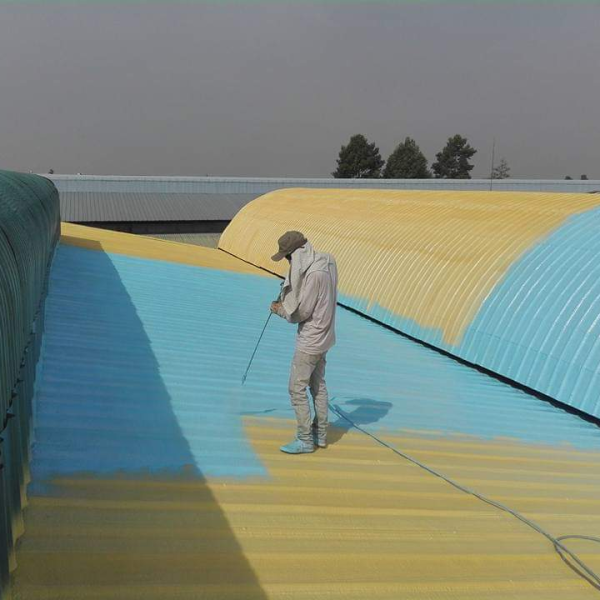 Phun foam chống n&oacute;ng, chống ồn, chống dột