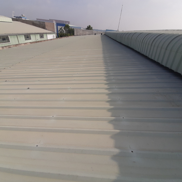 Phun foam chống n&oacute;ng, chống ồn, chống dột