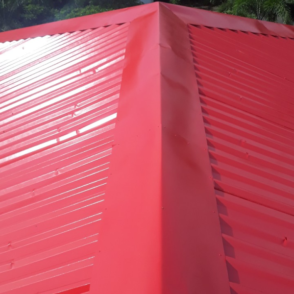 Thi c&ocirc;ng gia cường m&aacute;i t&ocirc;n bằng hệ sơn chống UV (polyurethane) - KCN ĐỒNG AN II