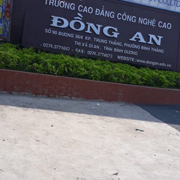 Thi c&ocirc;ng gia cường m&aacute;i t&ocirc;n bằng hệ sơn chống UV (polyurethane) - KCN ĐỒNG AN II